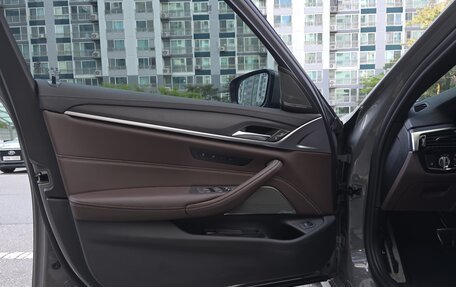 BMW 5 серия, 2021 год, 6 550 000 рублей, 11 фотография