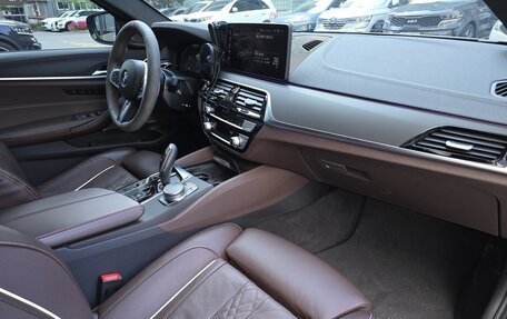 BMW 5 серия, 2021 год, 6 550 000 рублей, 6 фотография