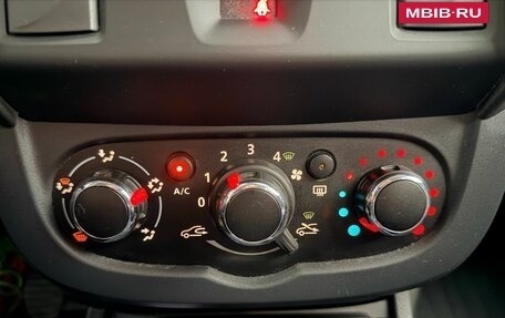 Renault Duster I рестайлинг, 2016 год, 1 370 000 рублей, 17 фотография