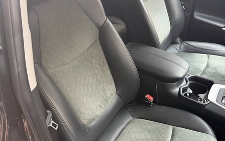 Toyota RAV4, 2023 год, 3 550 000 рублей, 8 фотография