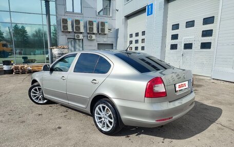 Skoda Octavia, 2011 год, 995 000 рублей, 3 фотография