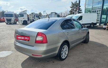 Skoda Octavia, 2011 год, 995 000 рублей, 2 фотография