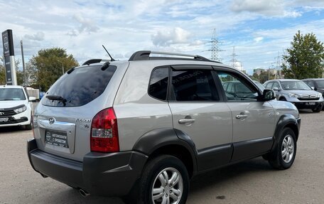 Hyundai Tucson III, 2007 год, 890 000 рублей, 8 фотография