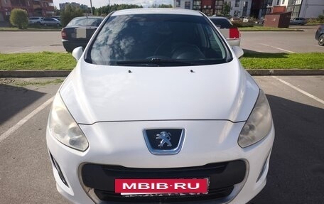 Peugeot 308 II, 2011 год, 350 000 рублей, 2 фотография