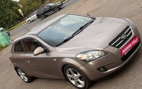 KIA cee'd I рестайлинг, 2008 год, 499 999 рублей, 3 фотография