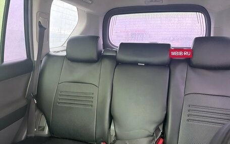 Toyota Land Cruiser Prado 150 рестайлинг 2, 2011 год, 2 500 000 рублей, 7 фотография