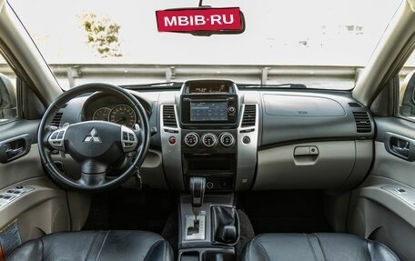 Mitsubishi Pajero Sport II рестайлинг, 2014 год, 2 048 000 рублей, 14 фотография