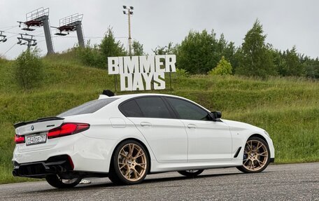 BMW 5 серия, 2018 год, 5 000 000 рублей, 2 фотография