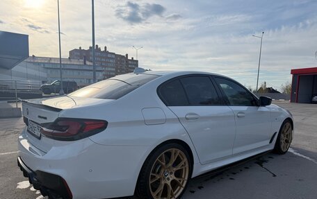 BMW 5 серия, 2018 год, 5 000 000 рублей, 5 фотография