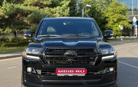 Toyota Land Cruiser 200, 2019 год, 8 500 000 рублей, 7 фотография