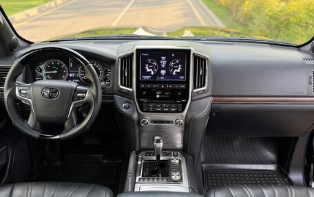 Toyota Land Cruiser 200, 2019 год, 8 500 000 рублей, 23 фотография