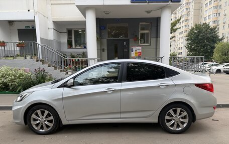 Hyundai Solaris II рестайлинг, 2012 год, 875 000 рублей, 5 фотография