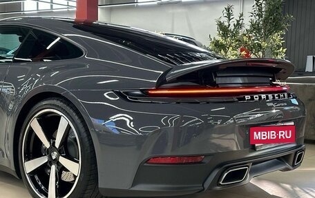 Porsche 911, 2024 год, 16 900 000 рублей, 9 фотография