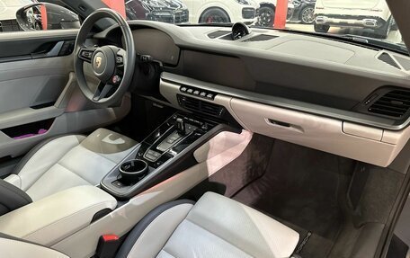 Porsche 911, 2024 год, 16 900 000 рублей, 22 фотография