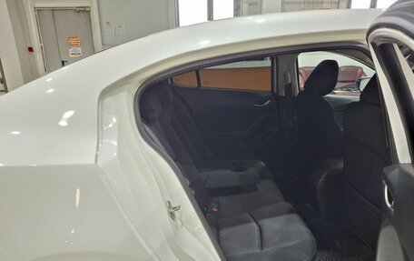 Mazda 3, 2014 год, 1 390 000 рублей, 18 фотография