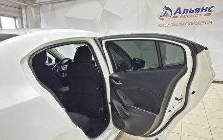 Mazda 3, 2014 год, 1 390 000 рублей, 27 фотография