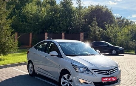 Hyundai Solaris II рестайлинг, 2015 год, 895 000 рублей, 1 фотография