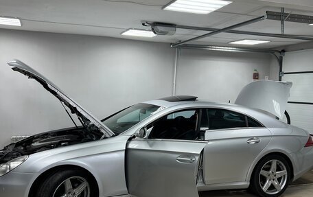 Mercedes-Benz CLS, 2005 год, 920 000 рублей, 5 фотография