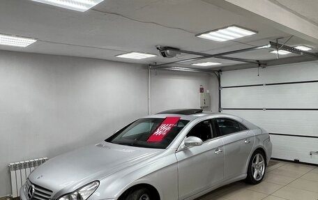 Mercedes-Benz CLS, 2005 год, 920 000 рублей, 3 фотография