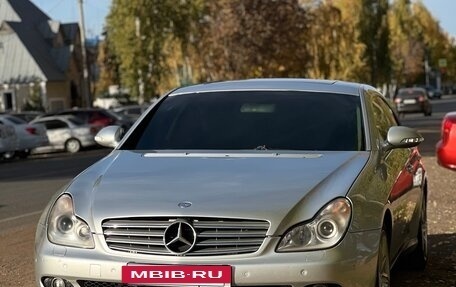 Mercedes-Benz CLS, 2005 год, 920 000 рублей, 10 фотография