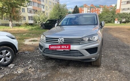 Volkswagen Touareg III, 2015 год, 2 430 000 рублей, 4 фотография
