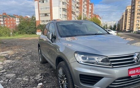 Volkswagen Touareg III, 2015 год, 2 430 000 рублей, 2 фотография