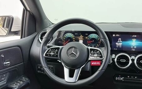 Mercedes-Benz B-Класс, 2022 год, 1 850 000 рублей, 13 фотография