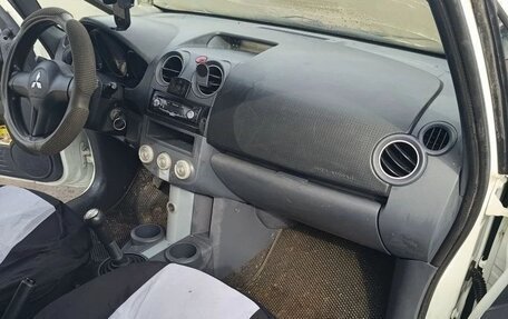 Mitsubishi Colt VI рестайлинг, 2008 год, 280 000 рублей, 12 фотография