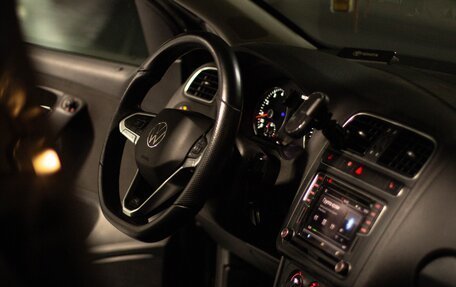Volkswagen Polo VI (EU Market), 2012 год, 880 000 рублей, 12 фотография