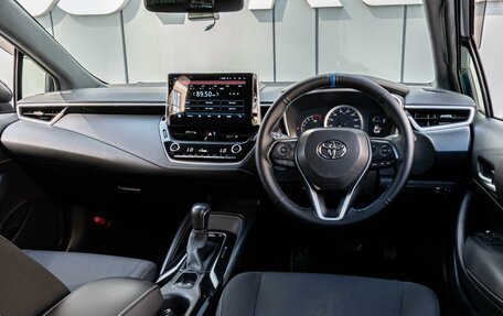 Toyota Corolla, 2018 год, 1 630 000 рублей, 6 фотография