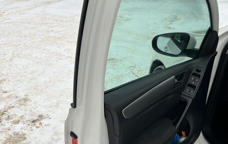 Volkswagen Golf VI, 2011 год, 820 000 рублей, 6 фотография