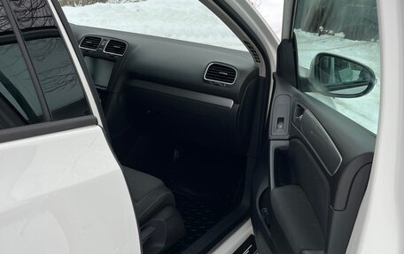 Volkswagen Golf VI, 2011 год, 820 000 рублей, 2 фотография