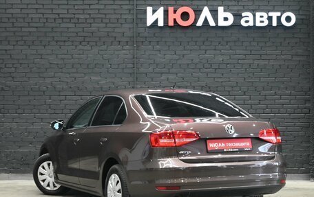 Volkswagen Jetta VI, 2015 год, 1 220 000 рублей, 4 фотография