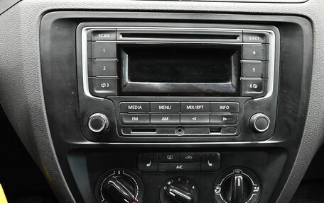 Volkswagen Jetta VI, 2015 год, 1 220 000 рублей, 15 фотография