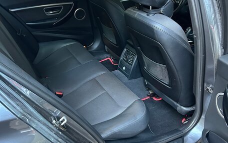 BMW 3 серия, 2017 год, 900 000 рублей, 2 фотография