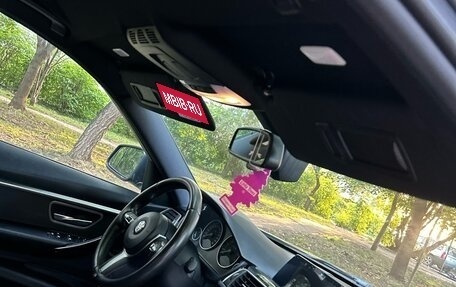 BMW 3 серия, 2017 год, 900 000 рублей, 5 фотография
