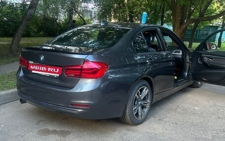 BMW 3 серия, 2017 год, 900 000 рублей, 12 фотография