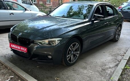 BMW 3 серия, 2017 год, 900 000 рублей, 10 фотография