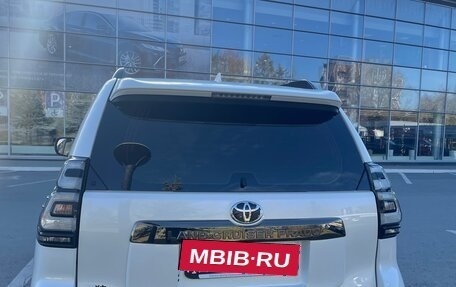 Toyota Land Cruiser Prado 150 рестайлинг 2, 2021 год, 6 500 000 рублей, 2 фотография