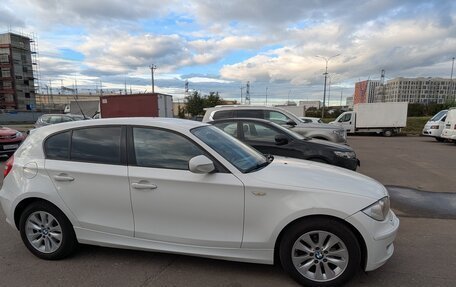 BMW 1 серия, 2011 год, 950 000 рублей, 3 фотография
