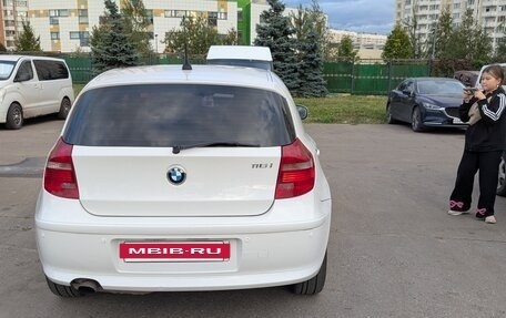 BMW 1 серия, 2011 год, 950 000 рублей, 18 фотография