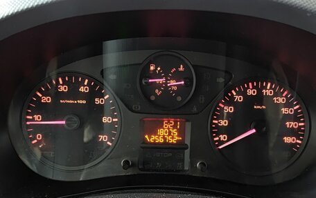Peugeot Partner II рестайлинг 2, 2012 год, 605 000 рублей, 16 фотография