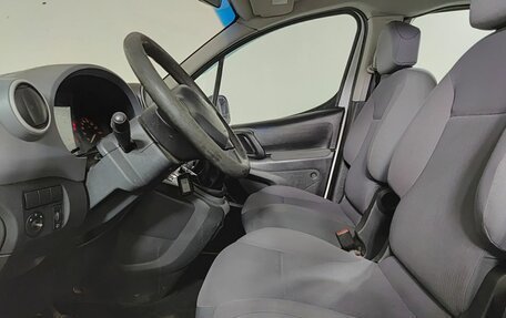 Peugeot Partner II рестайлинг 2, 2012 год, 605 000 рублей, 20 фотография