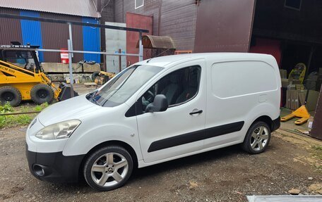 Peugeot Partner II рестайлинг 2, 2012 год, 620 000 рублей, 2 фотография