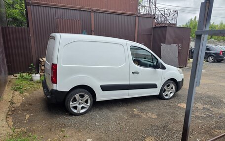Peugeot Partner II рестайлинг 2, 2012 год, 620 000 рублей, 3 фотография