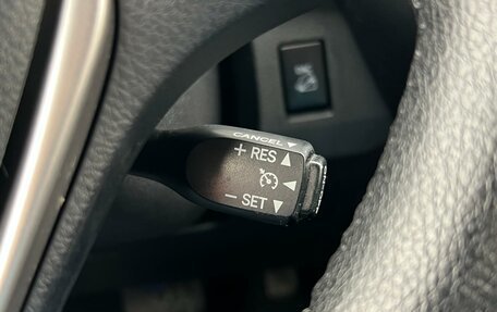 Toyota RAV4, 2017 год, 2 399 000 рублей, 22 фотография