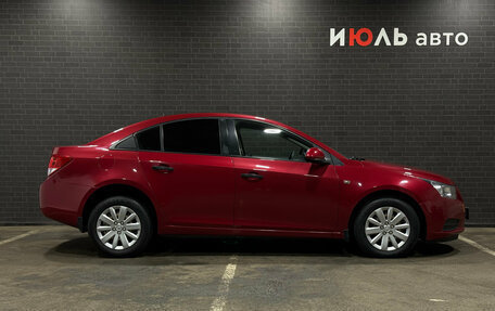Chevrolet Cruze II, 2011 год, 600 000 рублей, 4 фотография