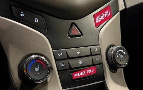 Chevrolet Cruze II, 2011 год, 600 000 рублей, 10 фотография