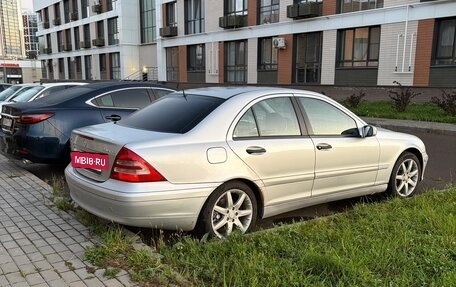 Mercedes-Benz C-Класс, 2002 год, 490 000 рублей, 3 фотография