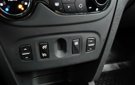 Renault Sandero II рестайлинг, 2018 год, 935 000 рублей, 16 фотография